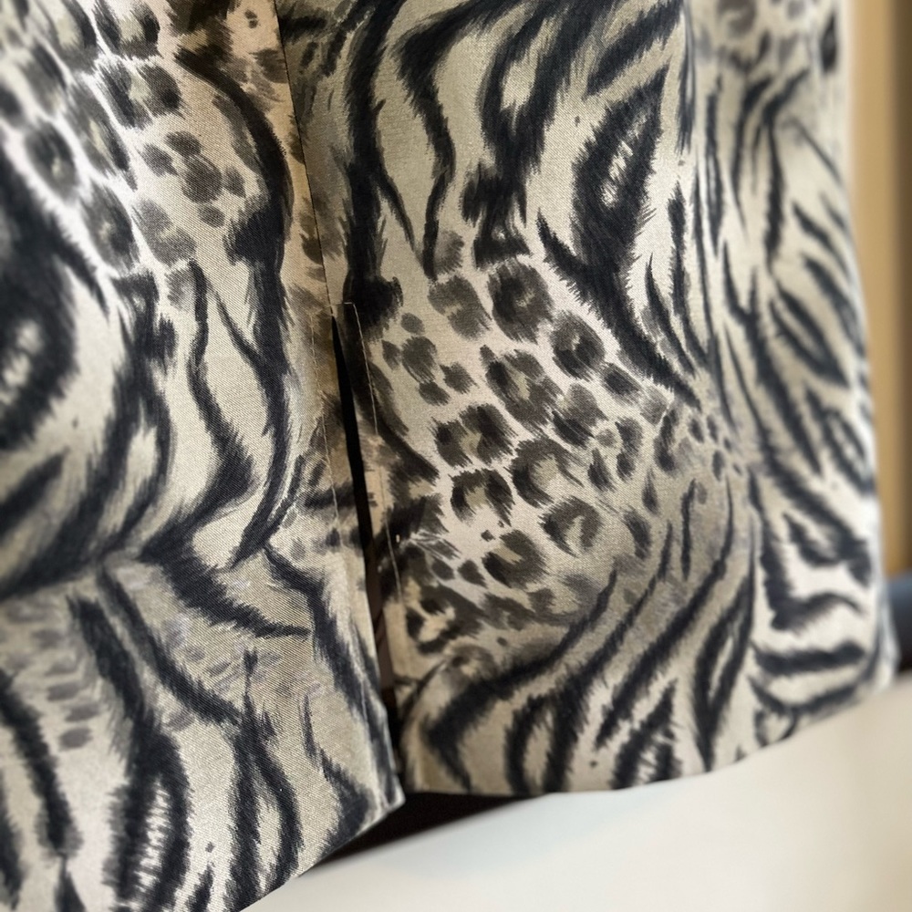 Inclinations 70’s vintage gray black animal print skirt - Picture 5 of 9